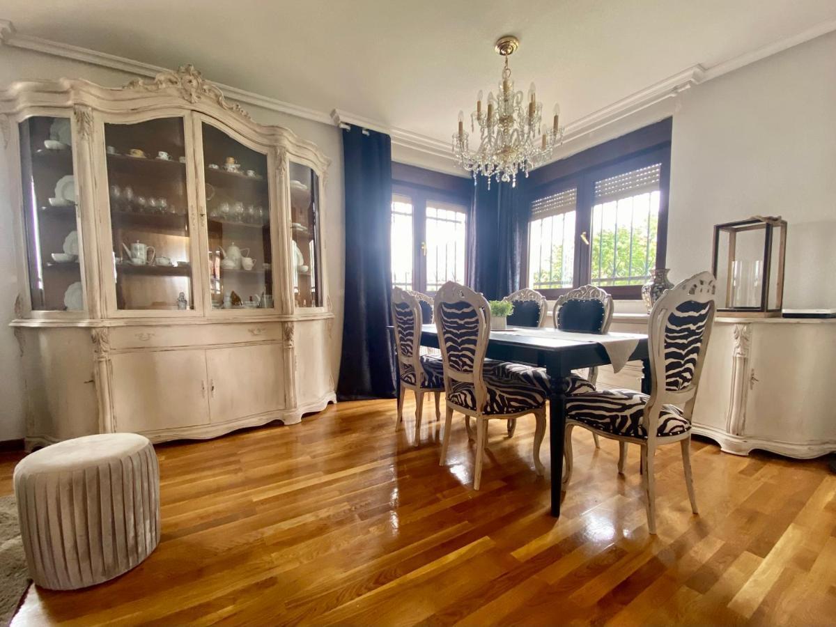Вилла Housing Leon Casa Con Jardin Экстерьер фото
